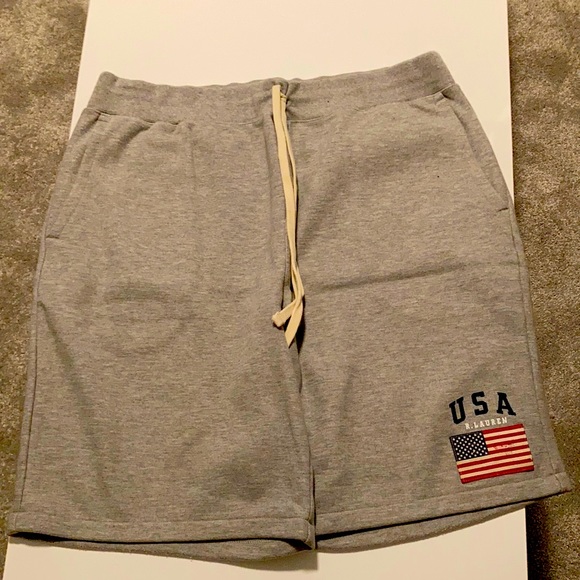 POLO SHORT NWOT XXL. - Picture 1 of 4